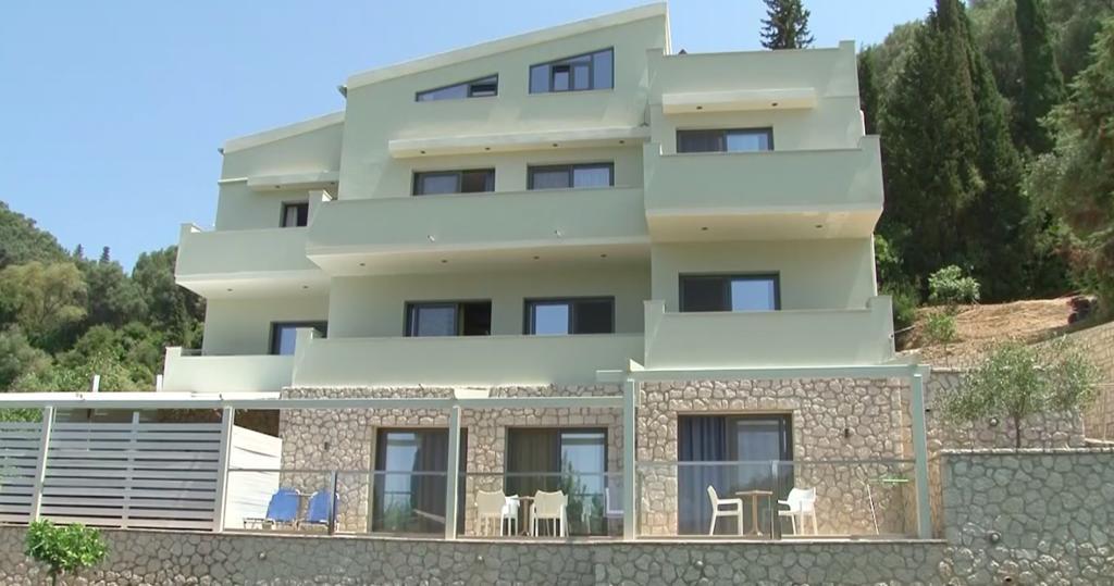 Irene Apartments Agios Gordios  Exterior photo